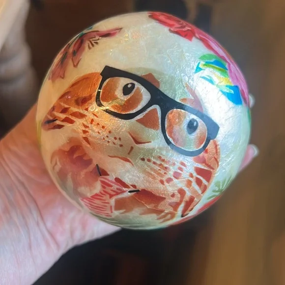 3 Decorative Bunny Flower Balls / Orbs - Picture 4 of 17